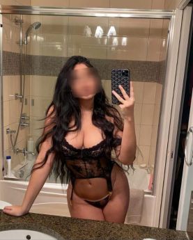 Escort Almaty : Milfa - photo 1